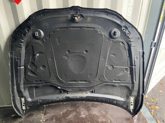 BMW E60/E61 Kapota - 2