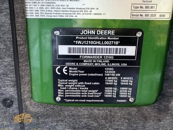 Vyvozka John deere 1210g - 2