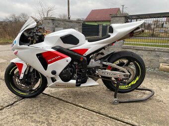 Honda cbr 600rr - 2