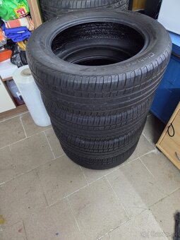 Predám letné pneu PIRELLI 215/55 R17 - 2