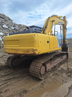 New Holland E305 - 2