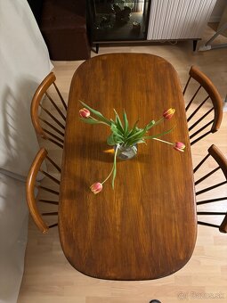 Jedálenský stôl so stoličkami - 2