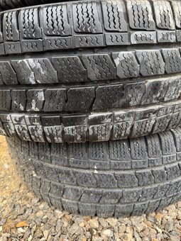 235/65R16 C - 2