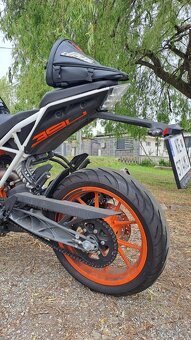 KTM DUKE 390 - 2