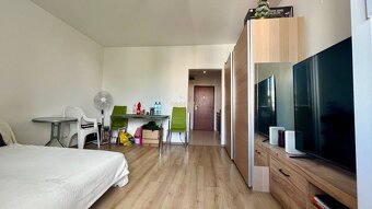 ASSENZIO – PREDAJ – GARZONKA 33m2 S LOGGIOU – NÁM. HARANIČIA - 2