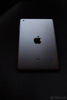 iPad mini 2 Kozmická sivá 32 GB - 2