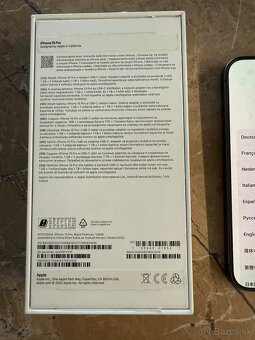 iPhone 15 pro 128GB Black Titanium - 2