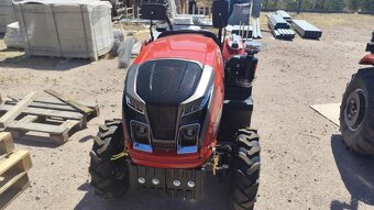 Farm traktor - 2