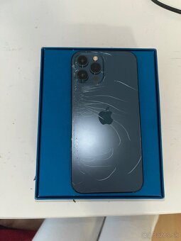 iPhone 12 pro max modrý -prasknuté zadné sklo - 2