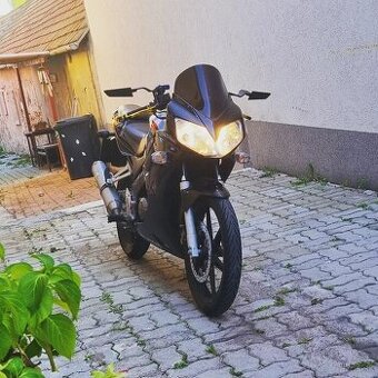 Honda cbr125r - 2