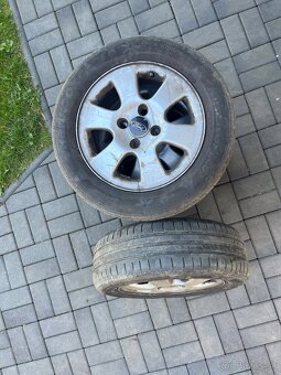 4x108 elektrony Ford - 2