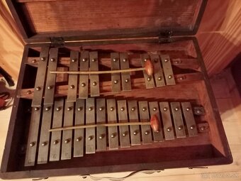 Starožitný xylofón - 2