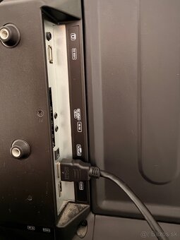 Predám 32" (81 cm) TV Sencor SLE 3218TC s DVB-T2/HEVC - 2