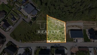 Na predaj STAVEBNÝ pozemok- Pružina - 2