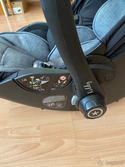 KIDDY Autosedačka Evoluna i-size 2 + Isofix základna - 2
