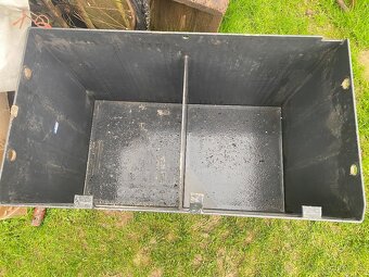 Bedňa z bateriek z VZV - 2