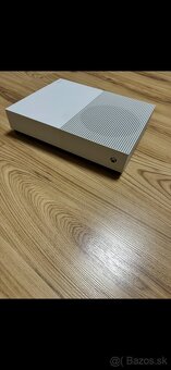 Xbox one S - 2