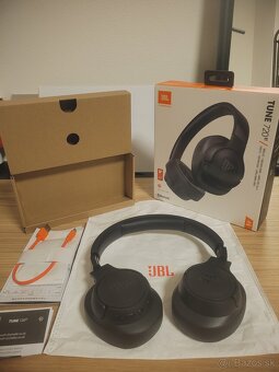 JBL Tune 720BT - 2