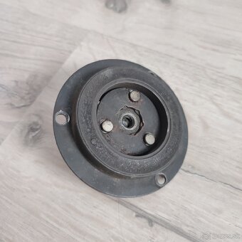 KÚPIM diel z klímakompresora - 2