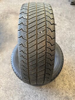 Barum 215/70R15C - 2