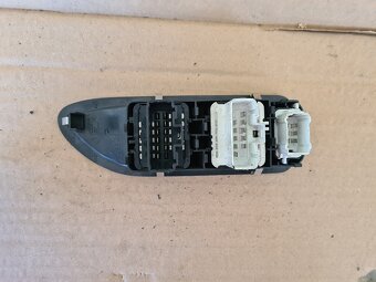 Ovládač okien LP Renault Laguna II - 2