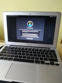 MacBook Air 6,1 s novou klávesnicou - 2