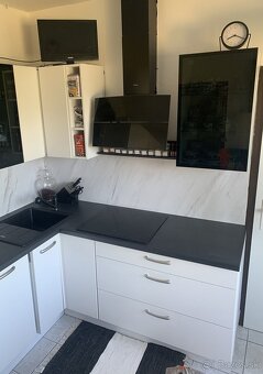 Predám 2 izbový byt s balkónom / 61 m2 / - Žilina - Vlčince - 2