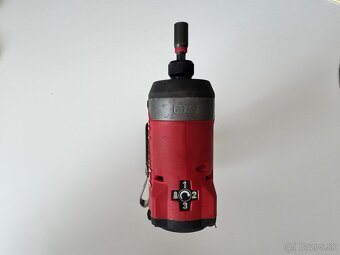 Milwaukee M12 FUEL 1/4” Subkompaktný rázový uťahovák - 2