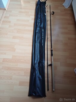 Prúty SONIK Dominator X RS 3,6m 3lb v korku - 2