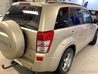 Suzuki Grand Vitara ll 2.4 benzin 4x4+redukcia+uzavierka - 2