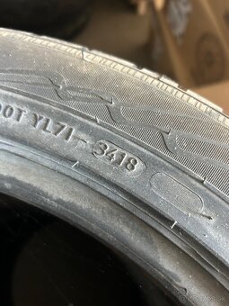 245/45 r19 - 2