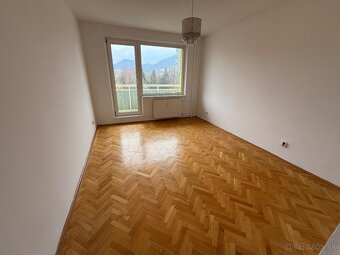 Priestranný 4-izb. byt v TOP lokalite Kys.N.Mesta - 2