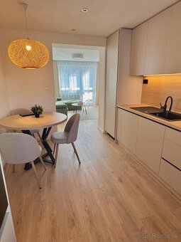 Slnečný 3izbový byt v centre Popradu - prvý nájomca - 2