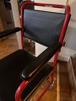 Toaletný vozík na kolieskach UNIZERAV - 2