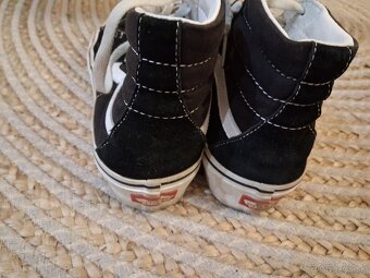 VANS damske kozene topanky velkost 39 - 2