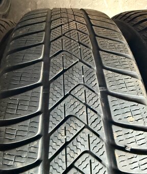 Pirelli Sottozero 3 225/55 R18 4KS - 2