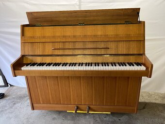 B.Squire klavír - 2