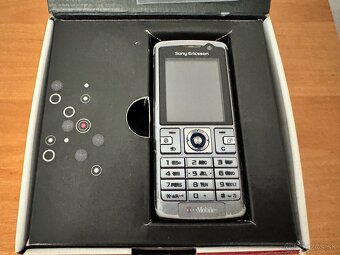 Sony Ericsson K610i - 2