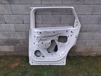 Peudeot 5008 DVERE r.v.2016-24 - 2