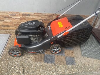 Benzinova kosacka - 2