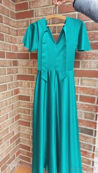 Zelené spoločenské šaty - 2