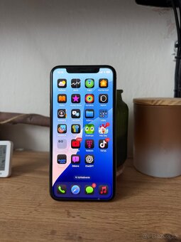 iPhone XS 64GB - 2
