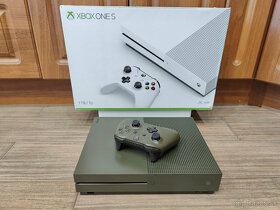 Xbox One S 1TB - Battlefield Special Edition - 2