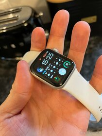 Apple watch se 2020 40mm silver aluminum - 2