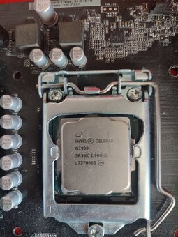 ASROCK H110 Pro BTC+ s CPU - 2