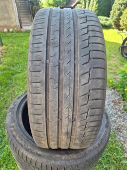 Letné pneu 235/40 r19 - 2