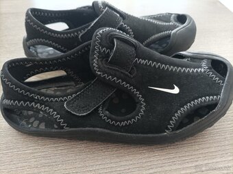Sandálky Nike - 2