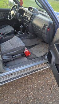 mitsubishi L200 - 2