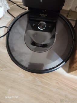 IROBOT ROOMBA I7+ (7558) - 2