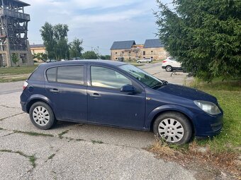 Opel Astra 1.4 16V - 2